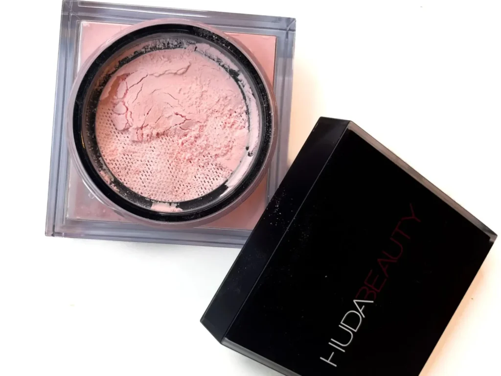 huda beauty powder