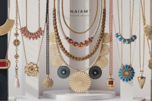 naiam cosmetic fashion necklace​